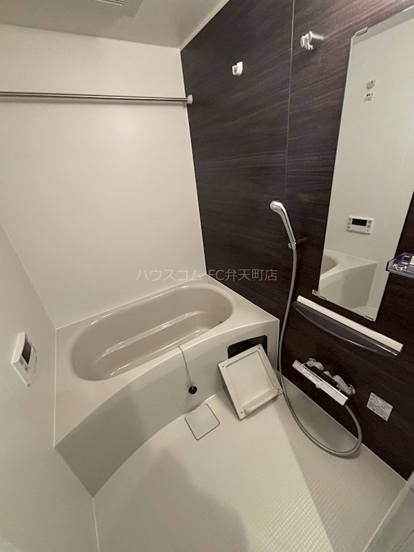 Louis Residence 弁天町 風呂画像