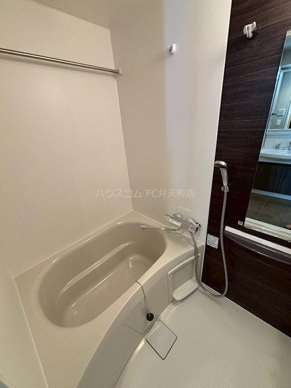 Louis Residence 弁天町 風呂画像