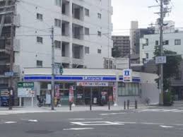 オルフェアXV番館 コンビニ