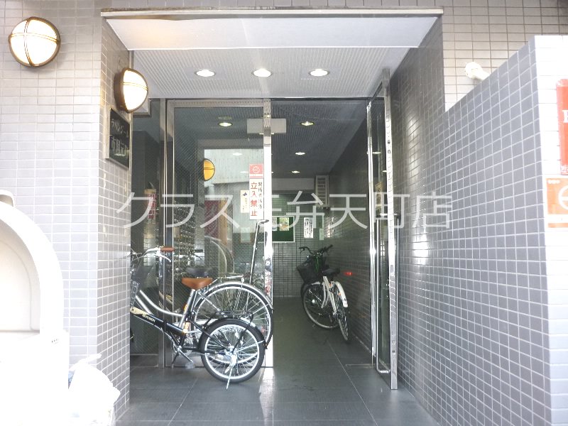 ラパンジール市岡元町 エントランス