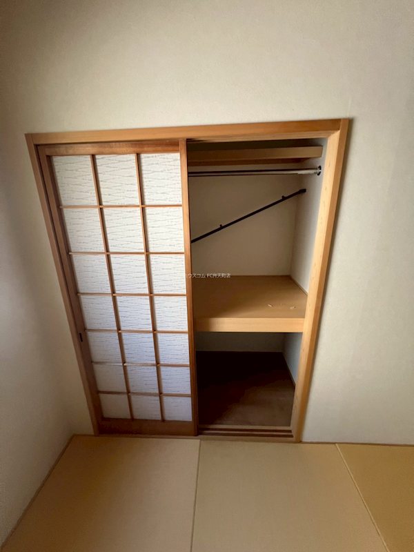 港区市岡2丁目戸建 収納