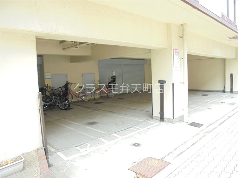 S-courtBENTEN 駐車場
