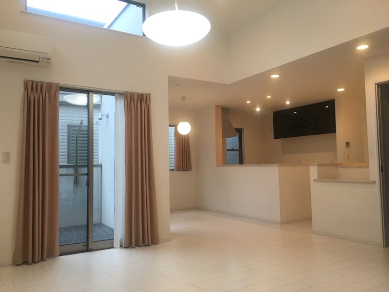 早宮一丁目戸建 リビング