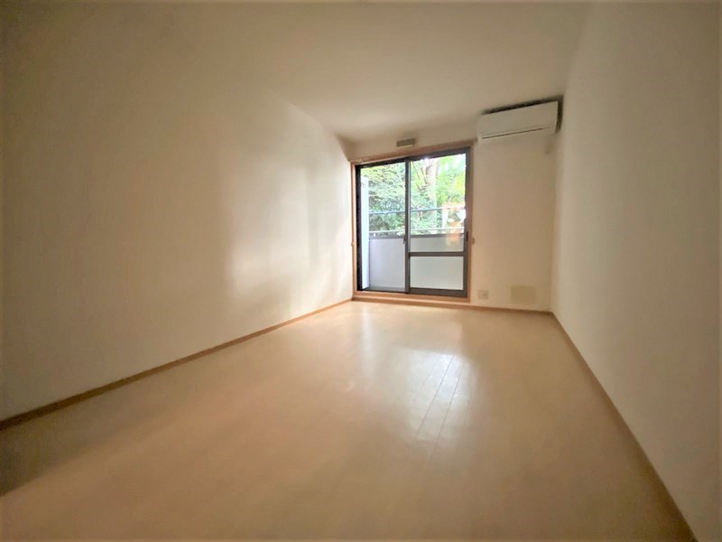 アスカガーデン ベッドルーム