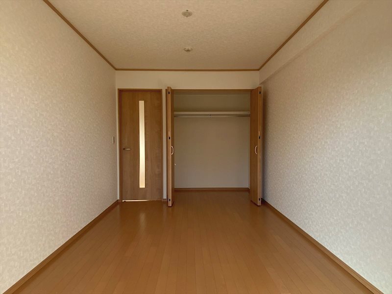 フラワーハイツ ベッドルーム