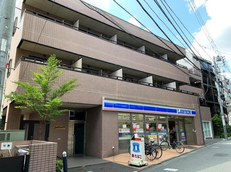 スワースモアS棟 305号室 外観