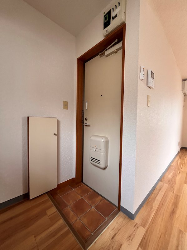 ウッディハウス 玄関