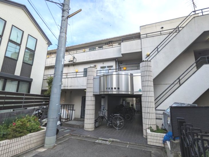 ワイケービー桜台 302号室 外観