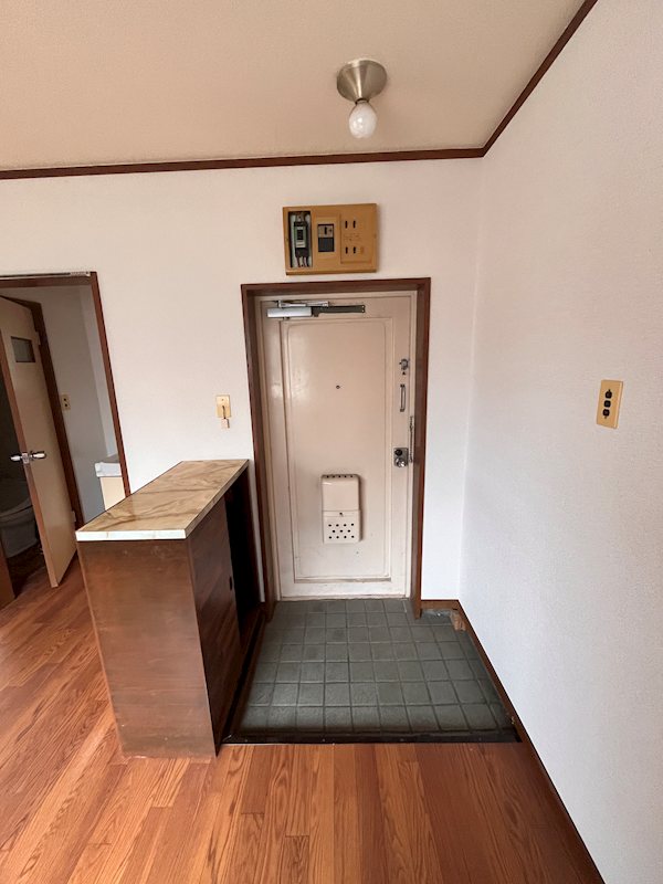 ピースヒルマンション 玄関