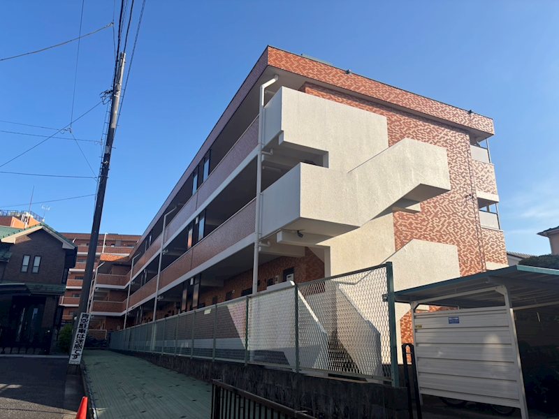長瀬第三マンション 112号室 外観