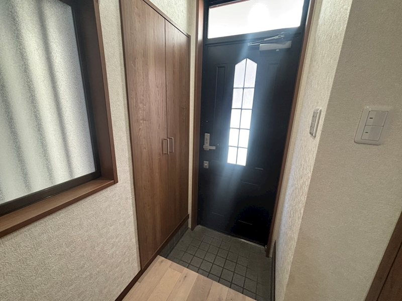 早宮1丁目戸建 玄関