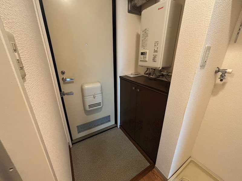 ウメフローラ 玄関