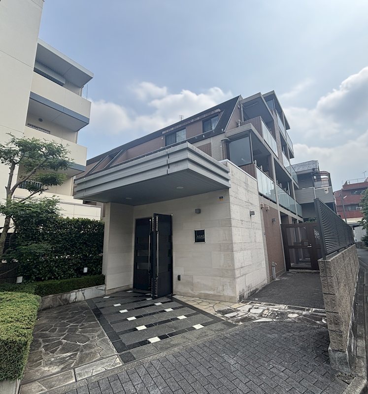 ＡＸＡＳ小竹向原 301号室 外観