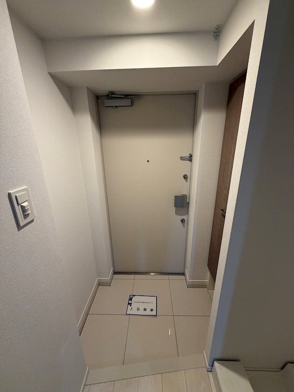 ジェノヴィア練馬春日町スカイガーデン 玄関