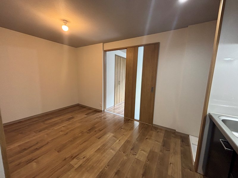 山口メタルメゾン リビング