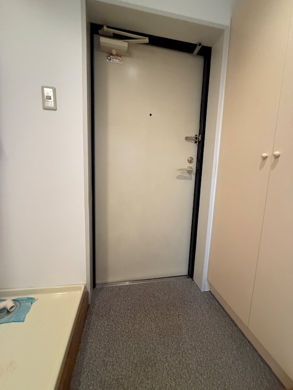 メゾンエクレーレ江古田 玄関