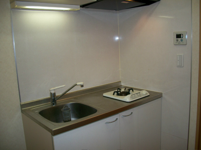 アドニスＫ（Ａｄｏｎｉｓ　Ｋ） キッチン