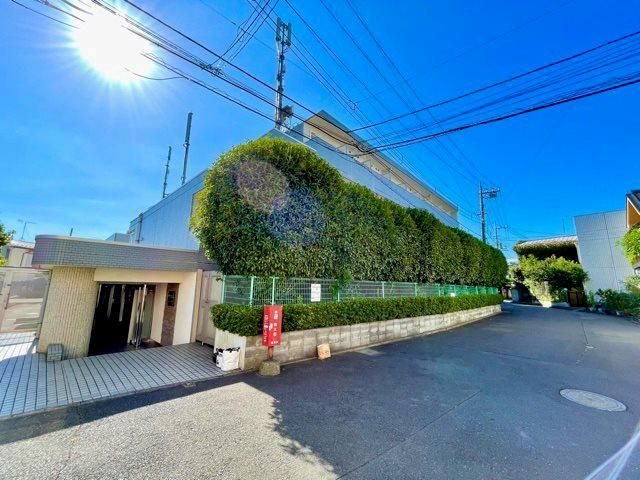 メゾンエクレーレ江古田 206号室 外観