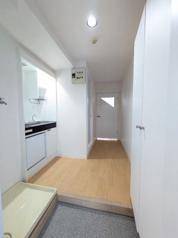 メゾンエクレーレ江古田 玄関