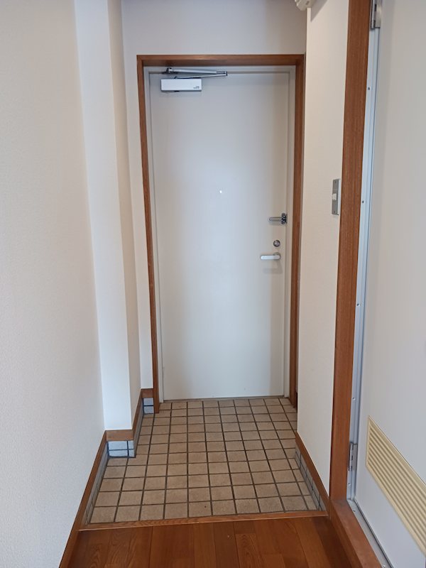 メゾン・ムジーク 玄関