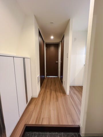 スカイラシクラス平和台 玄関