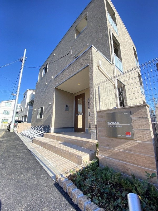 ブランシュバル早宮 202号室 外観