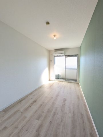 メゾンエクレーレ江古田 リビング