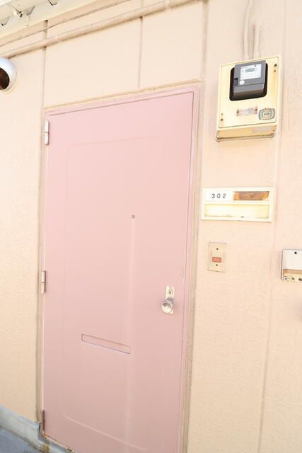 山口第2メタルメゾン 玄関