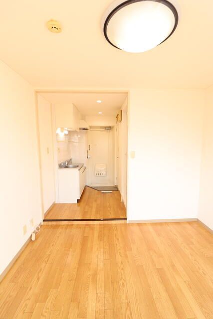 山口第2メタルメゾン リビング