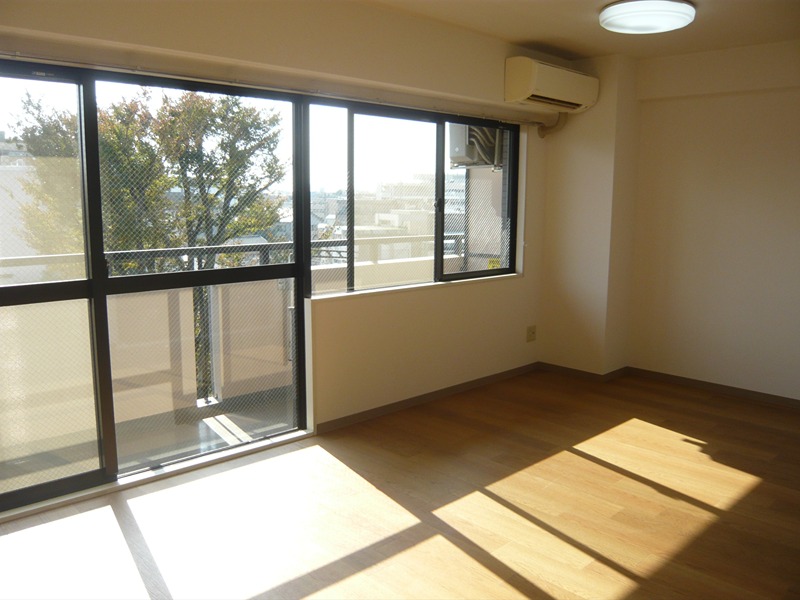 アプリコットヒル リビング