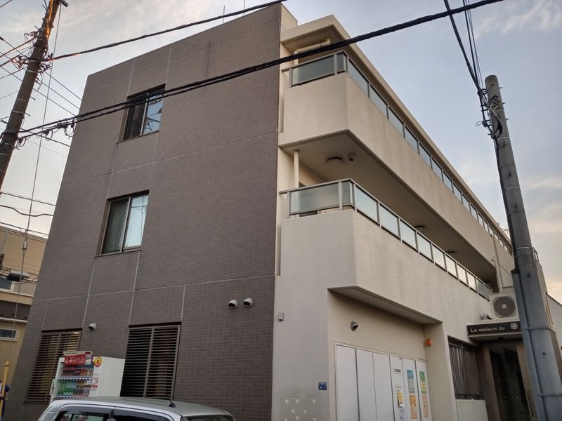 ラ・メゾン・ドゥ幸 204号室 外観