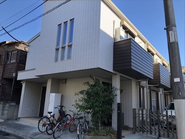 メゾン・ド・ロイヤル 205号室 外観