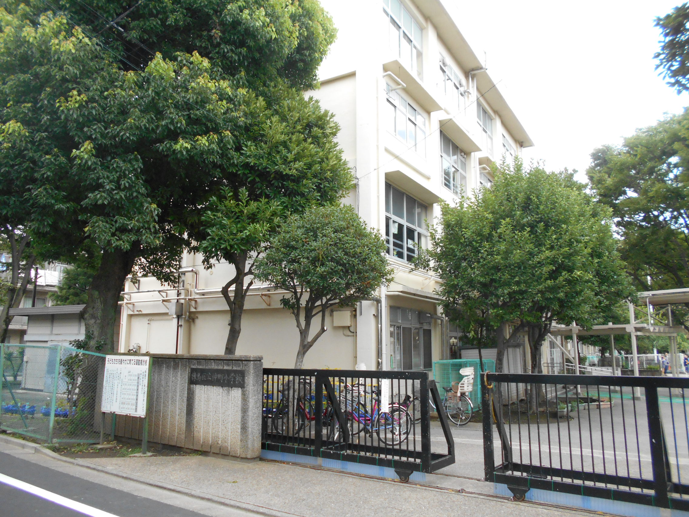 ＮＩＩＹＡ平和台 周辺画像7