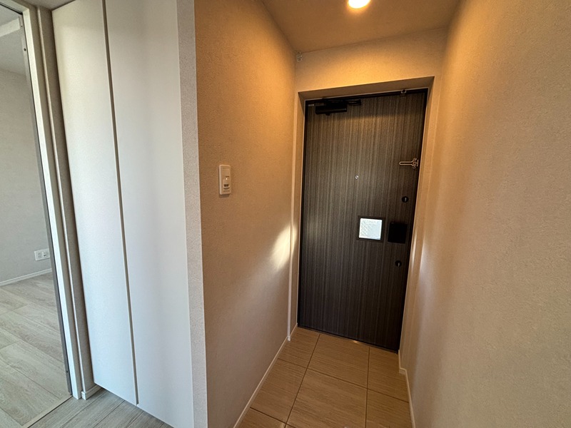 Alivis新江古田 玄関