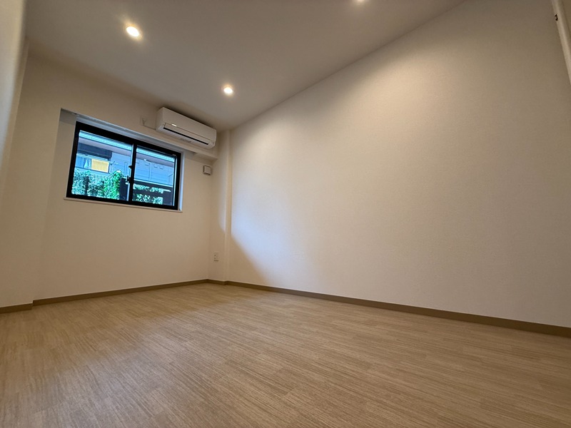 Weave Base -Heiwadai 平和台 ベッドルーム