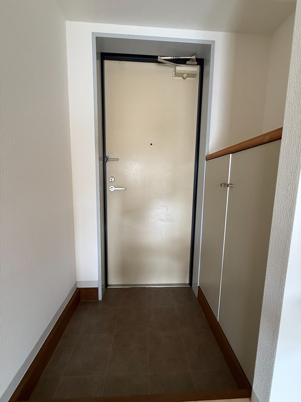 メゾン・マルベリィ 玄関