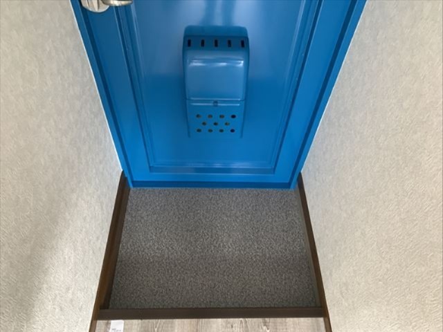 水入マンション 玄関