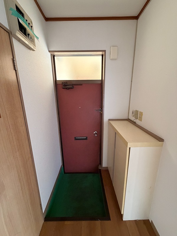 アジュール 玄関