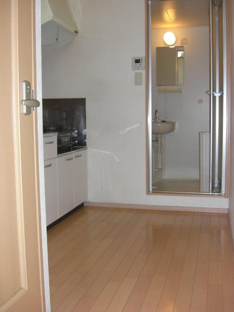 ルーエ森田 リビング