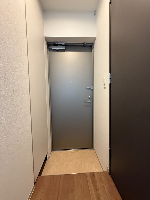 【防音マンション】ASTILE studio 練馬平和台 玄関