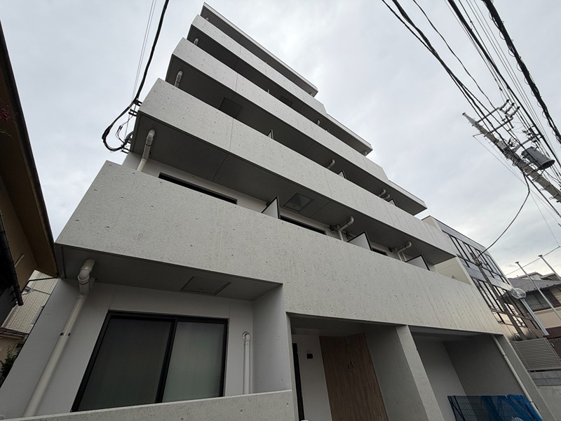 アルティザ氷川台 201号室 外観