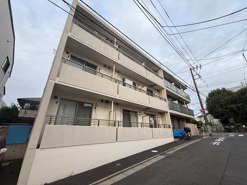 ラ・メゾン・ドゥ幸 306号室 外観