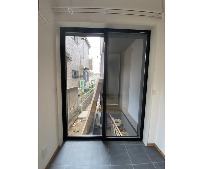 ＣＬＵＳＳ 玄関