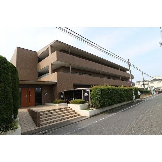 アソシエール練馬春日町 303号室 外観