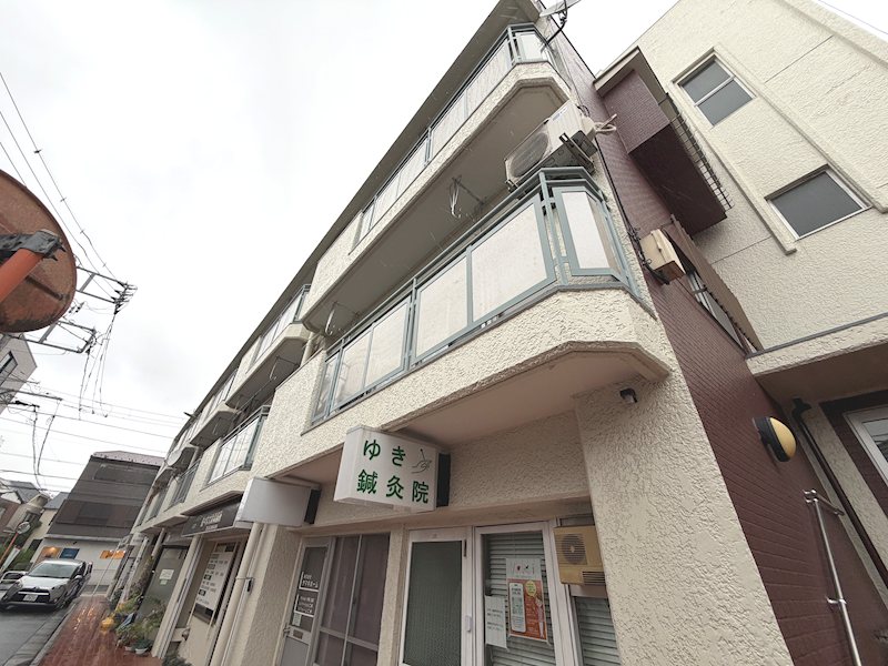 かすがコーポラス 303号室 外観
