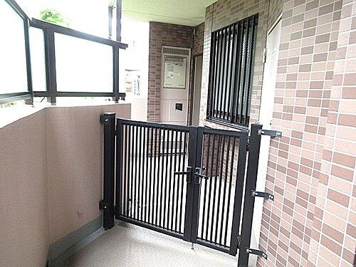ライオンズマンション氷川台第２ ベランダ