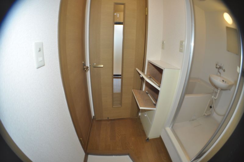 パルナソス４３ 玄関