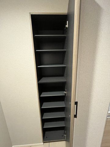 アルティザ氷川台 収納