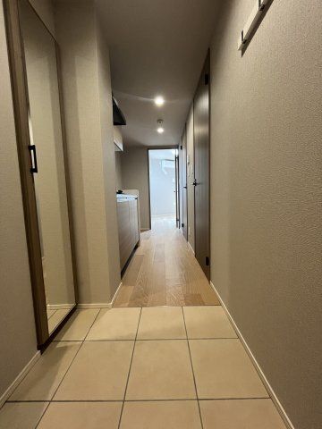 アルティザ氷川台 玄関