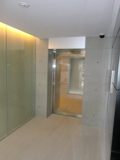 ZOOM浜松町 ロビー